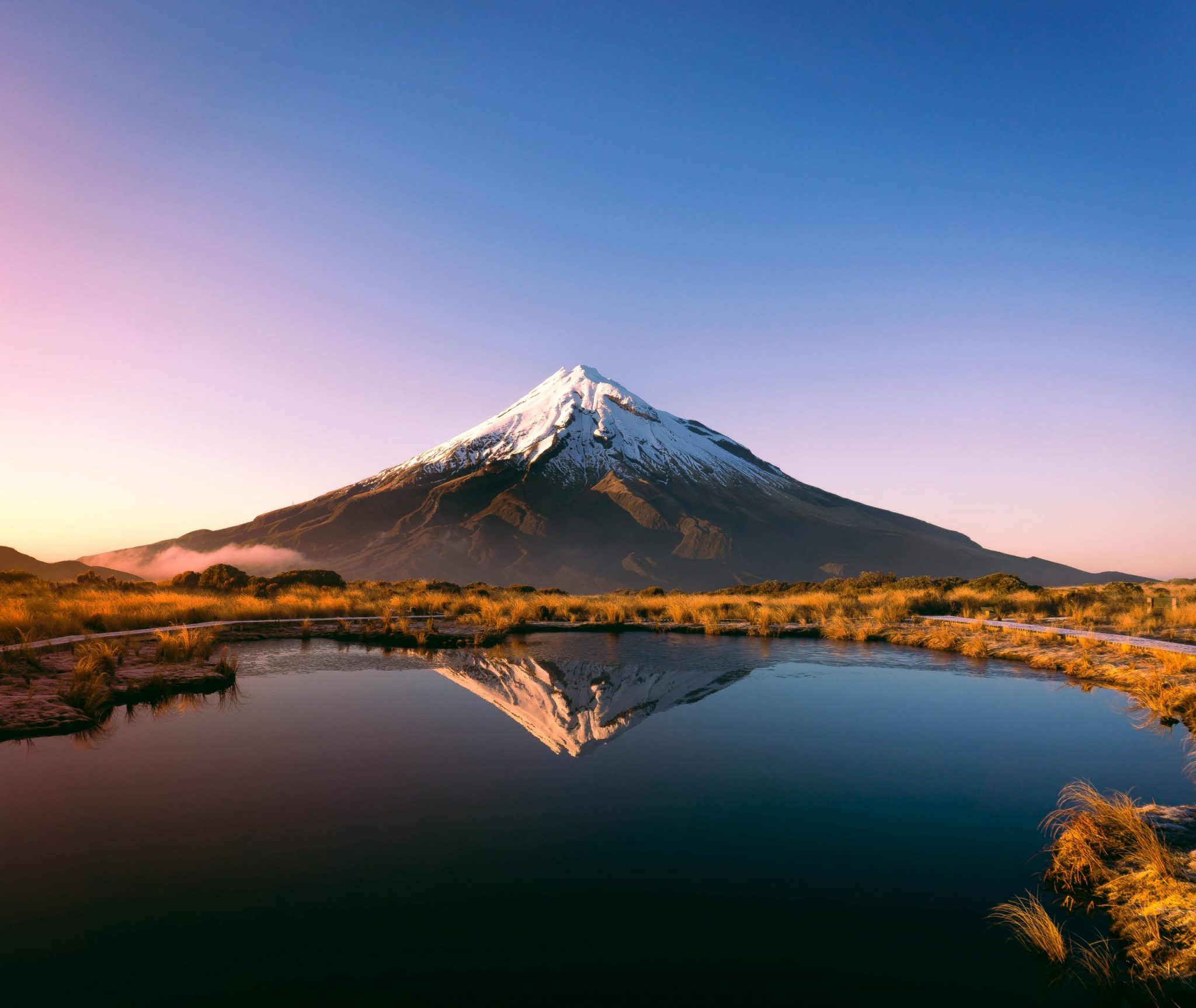 Mount Taranaki Mount Egmont, Taranaki, New Zealand-unsplash